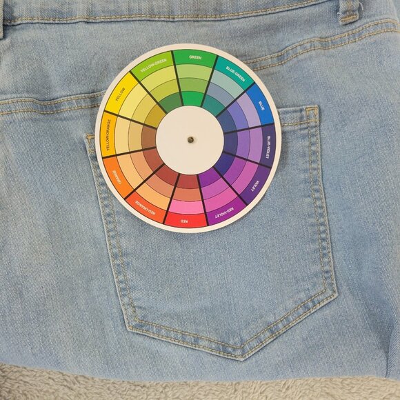 Gloria Vanderbilt Amanda Womens Jeans 24W Plus Capri Light Blue Denim CAP56E - Picture 10 of 10